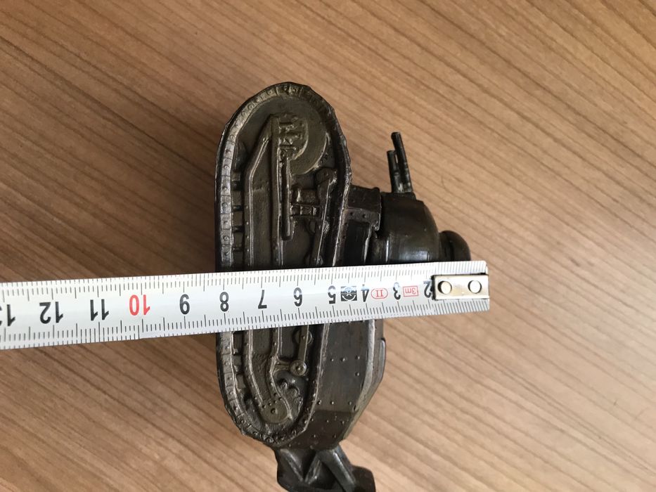 Pusculita veche metal tanc Panzer