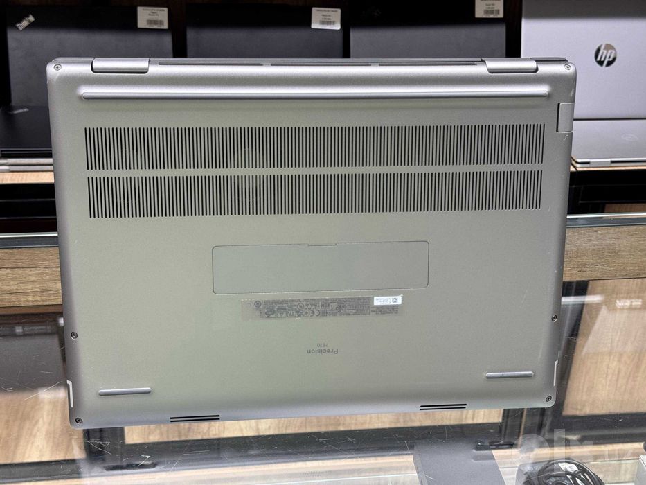 Mobile Workstation DELL Precision 7670 i7-12850HX RTX A1000 4Gb 32\512