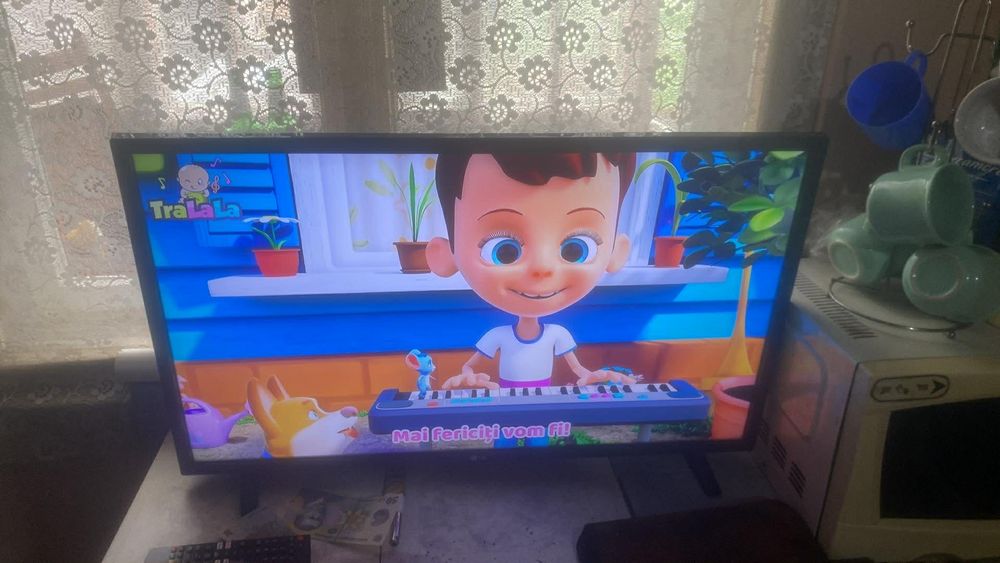 Vând sau schimb tv LG Smart 81 cm diagonala atenție nu trimit prin curier doar predare personala in Sighisoara