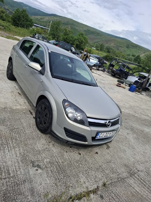 Vând Opel Astra H
