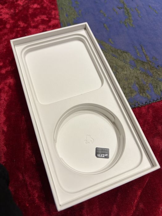 продам айфон базовый 14