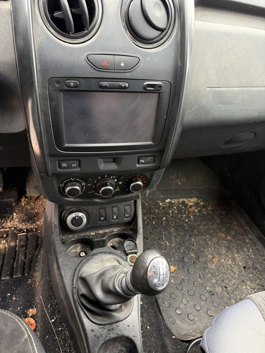 Dacia duster 4x4 avariat