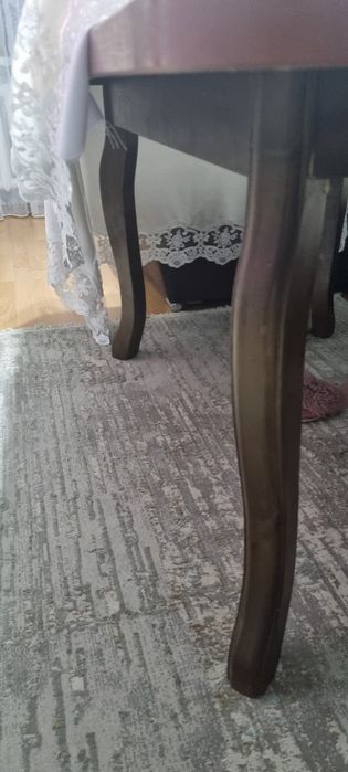 Продам срочно ..Стол для гостиной