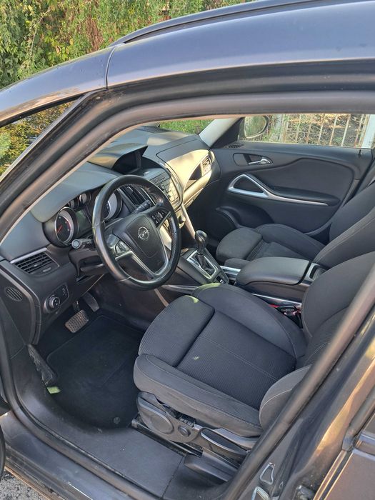 Opel Zafira 2013 Cutie automată