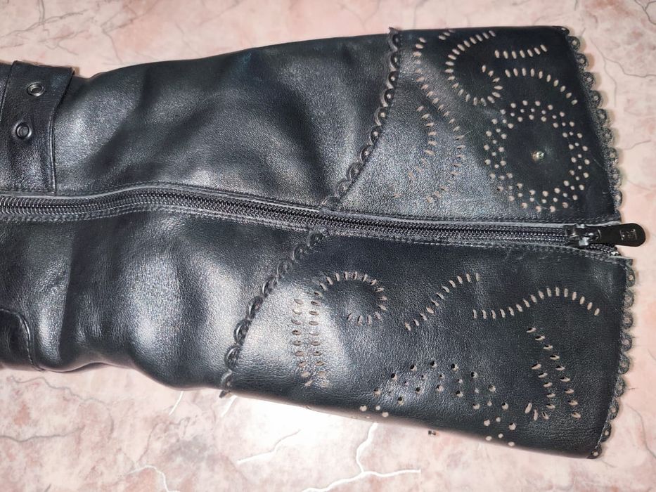 Продам женские сапоги