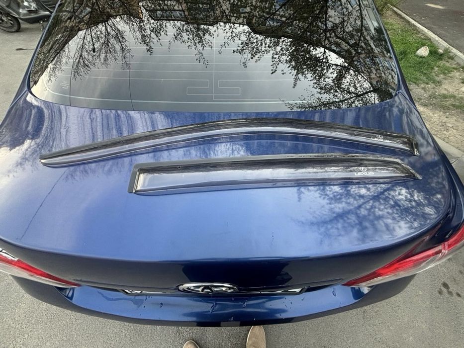 Ветровик оригинал Lexus RX300