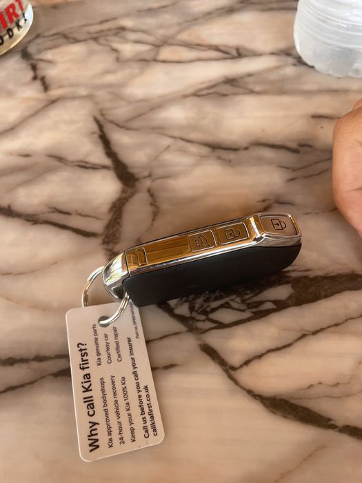 Ключ за автомобил KIA