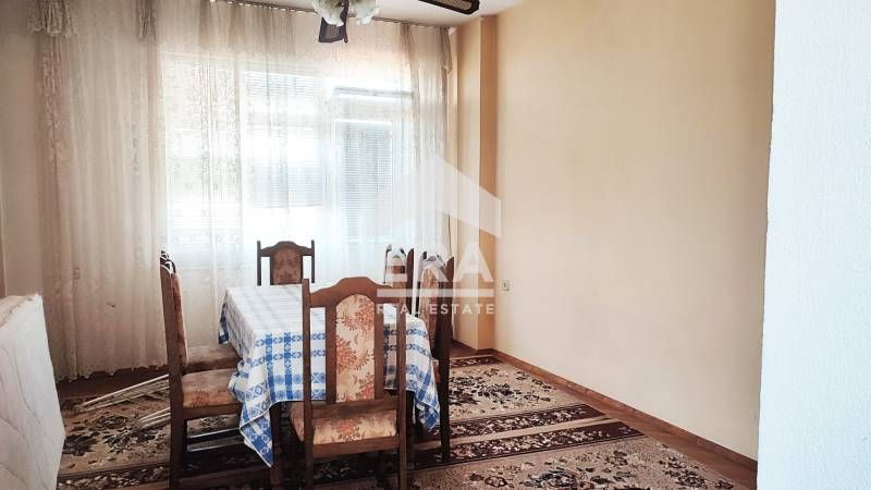 Четиристаен апартамент в гр. Петрич