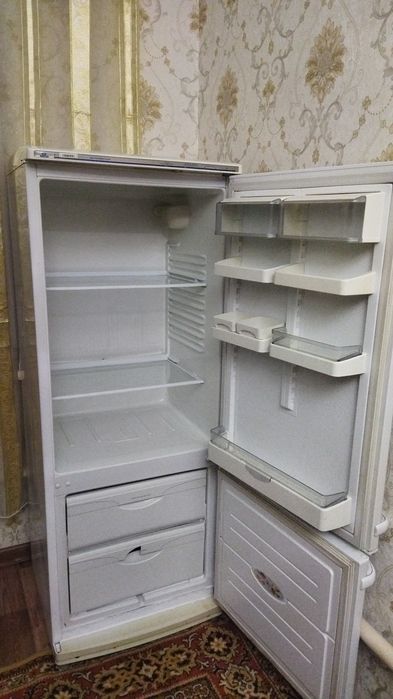 Продам, холодильник Атлант, двухкамерный.