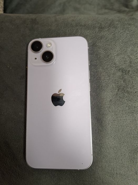 Продавам айфон 14