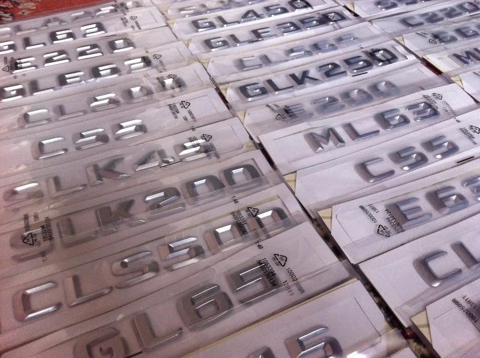 Emblema Mercedes-Benz ABS