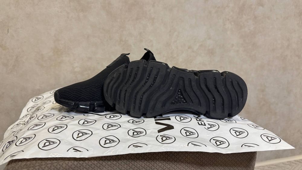Skechers 40 razmer