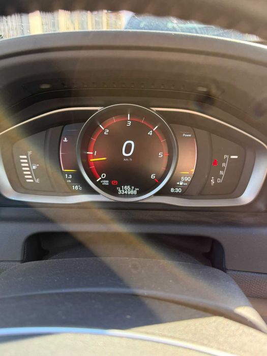 Volvo XC 60 , Motor 2.4 , 190 Cp, 4x4 , 2015 ,  8750 euro negociabil