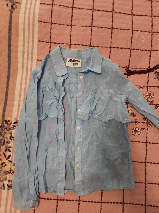 Продам верхнюю одежду на девочку