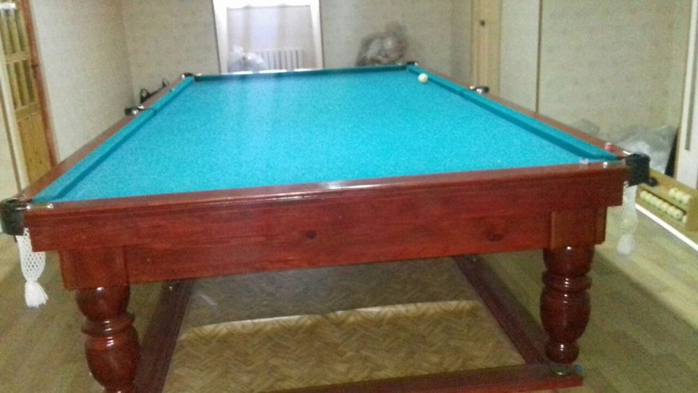Bilyartni stol kiy Dan bowa xama narsasini bor