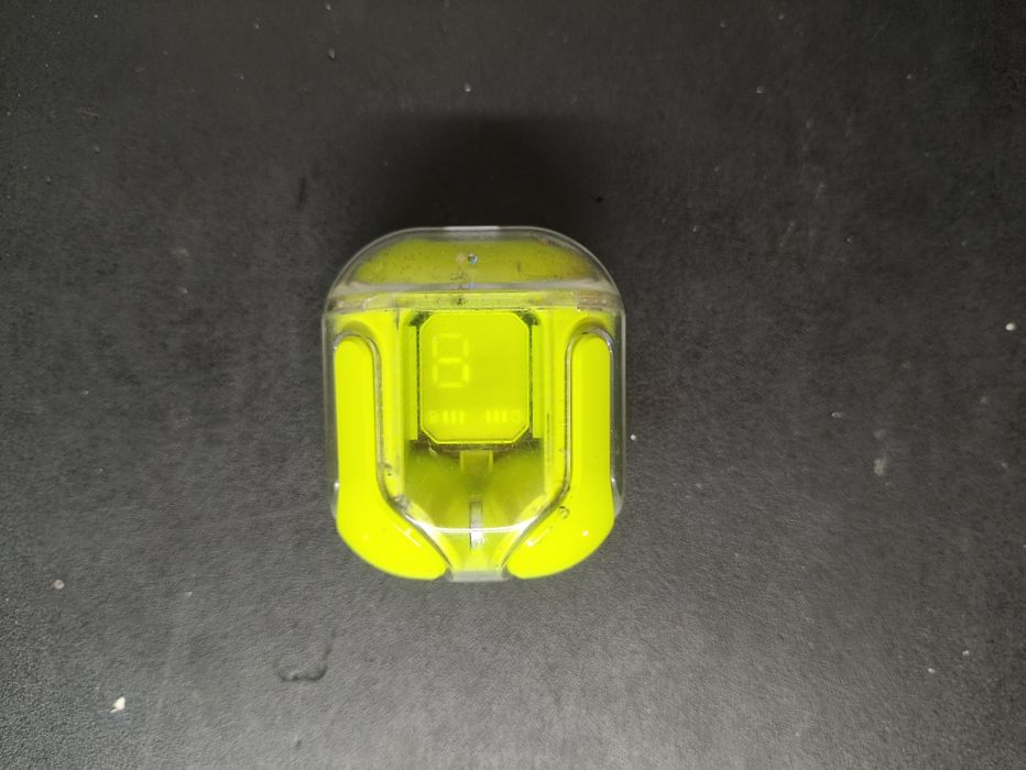 Наушники Наушники