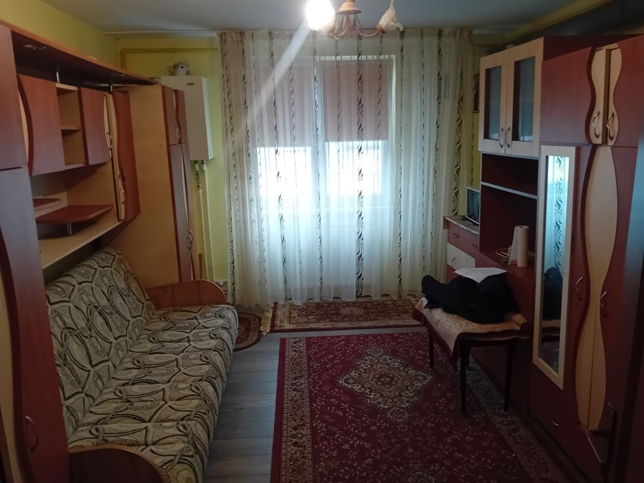 Garsoniera Piata Maratei 24mp etaj 2 la cheie renovata centrala termopan