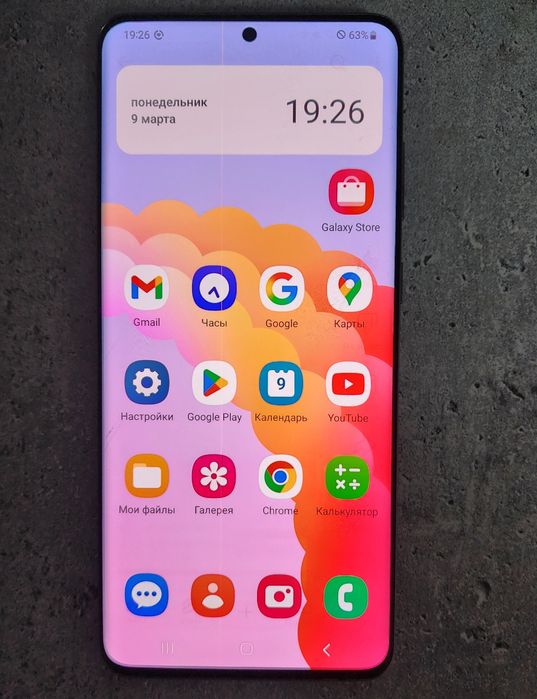 Samsung S20 plus (12/256 Gb) корейский, имейкаси ўтган, обмен йўқ