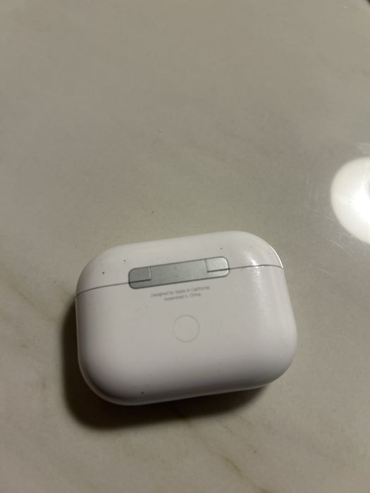 Airpods Pro cu cutie si husa
