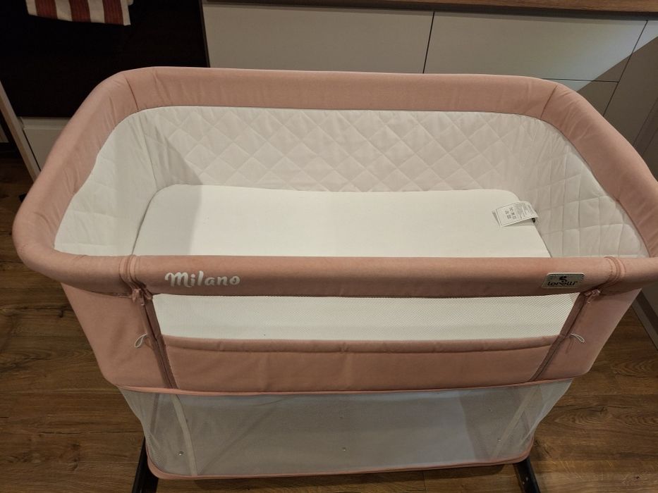 Легло next to me Lorelli