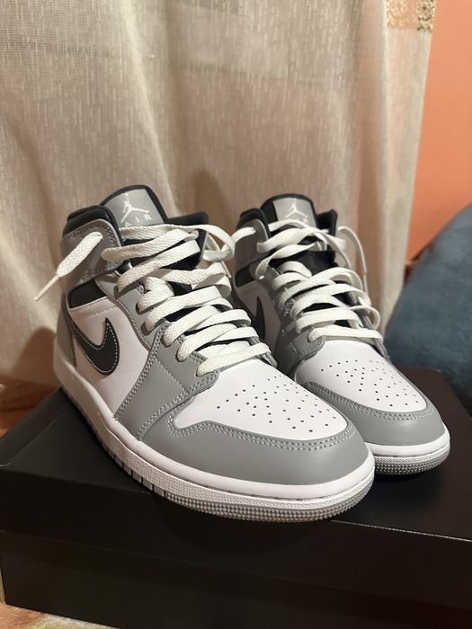 Dau la schimb pe orice pereche de jordan 1