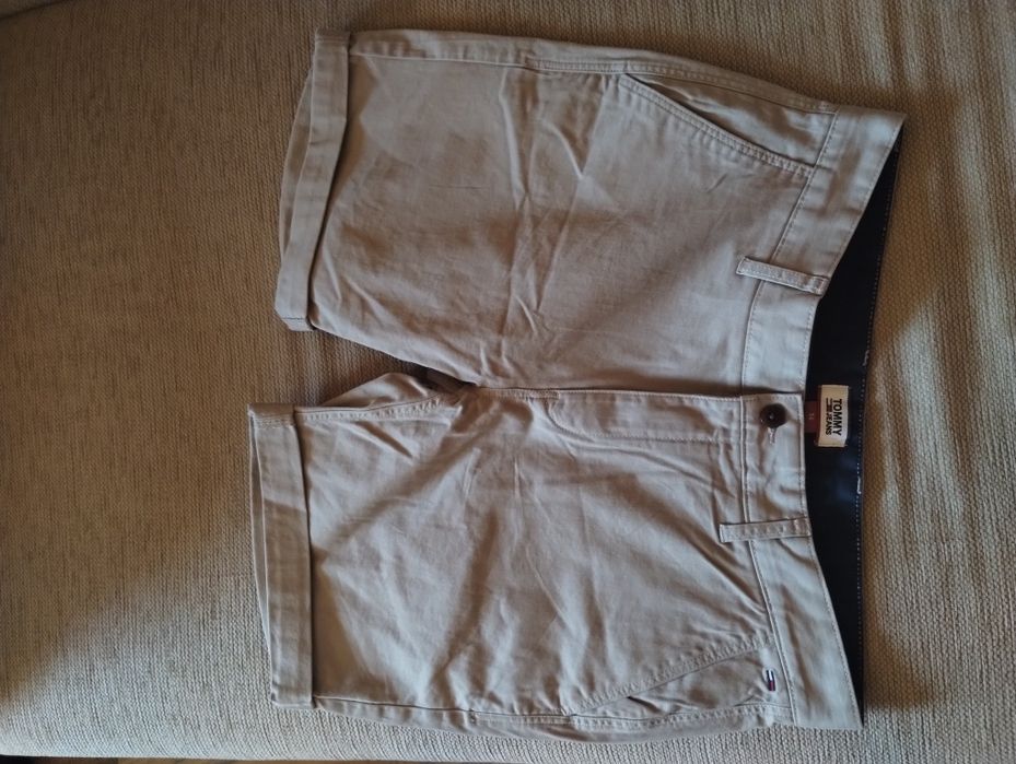 Pantaloni scurti noi Tommy Hilfiger  M-L