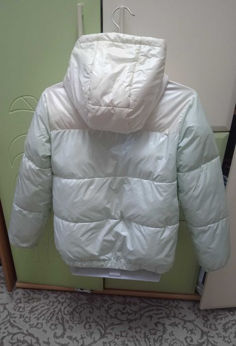 Куртка на девочку 158