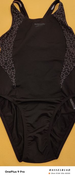 Costum baie întreg Speedo mărime 38(S-M),nou