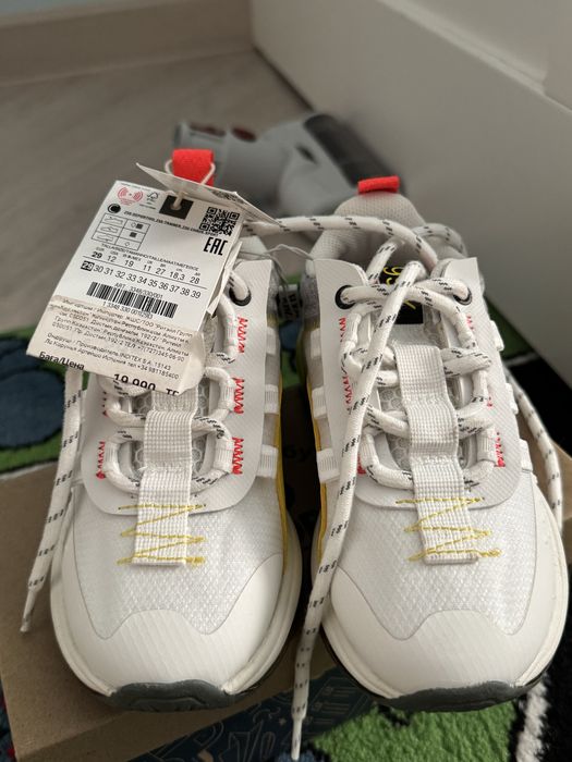 Кроссовки от Зара оригинал