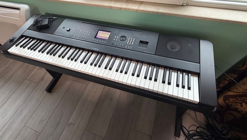 Пиано YAMAHA, модел PortableGrand DGX - 650