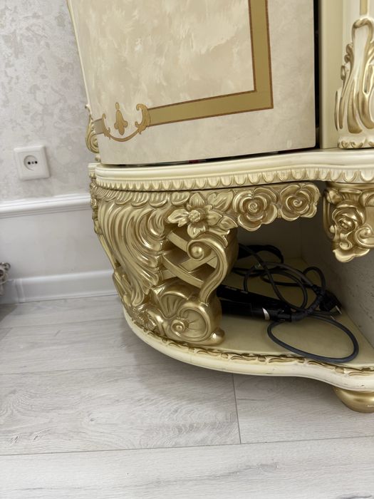 Мебель камод сервант