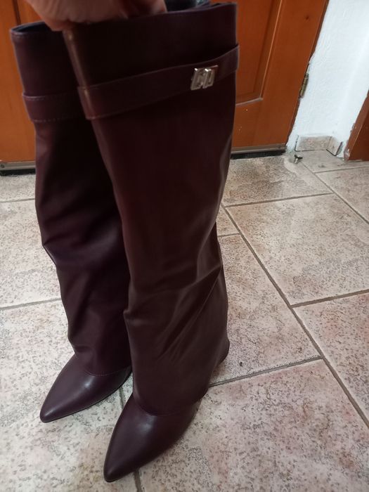 Дамски ботуши бордо