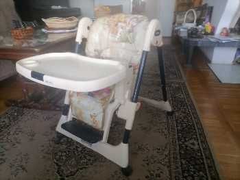 Продавам детско столче CHICCO.