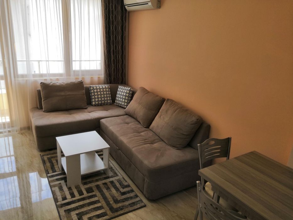 Дава се под наем Двустаен апартамент в Благоевград, Идеален център - 50 кв.м за 340 € - Снимка #14