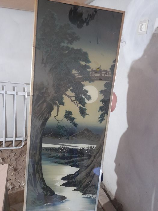 Продаётся  антикварный картина.