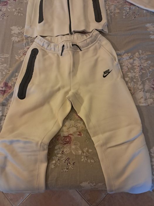NIKE TECH употребяван