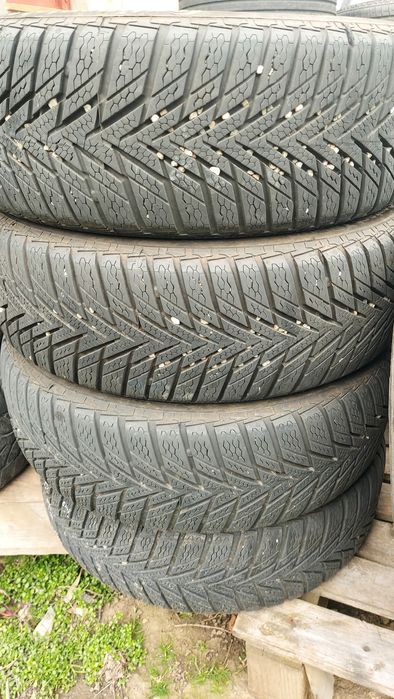 185 60 15 зимни гуми 7mm. Continental TS 800