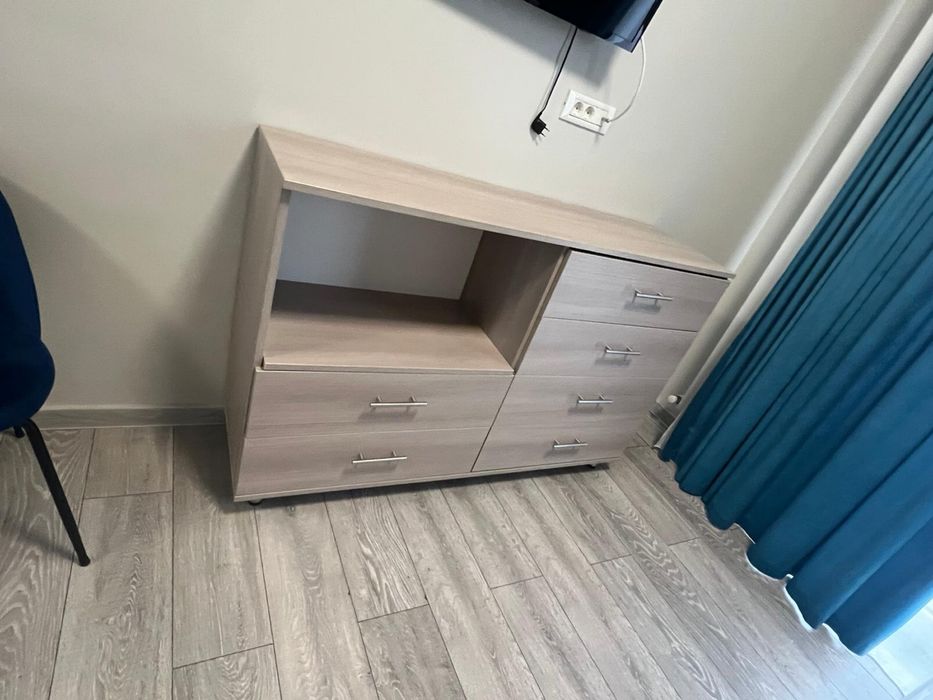 Coltar extensibil/ Masa cu scaune