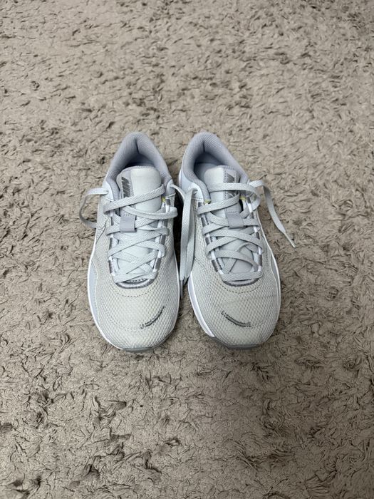 Кроссовки найк матерчатые