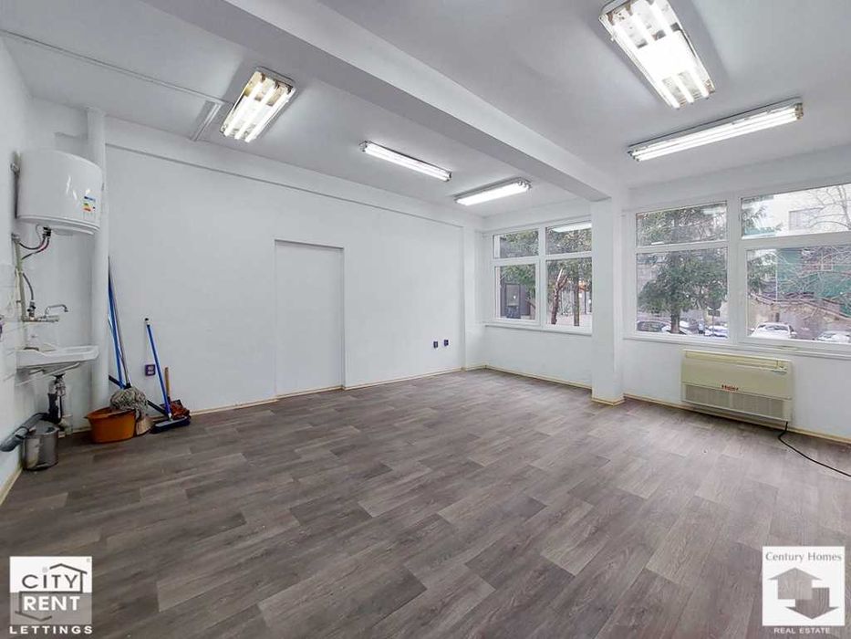 Дава се под наем  в Велико Търново, Център -  кв.м за 328.95 € - Снимка #1