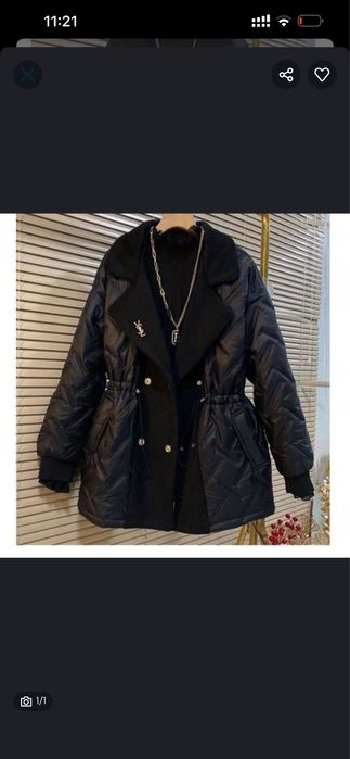 Женская куртка  модная