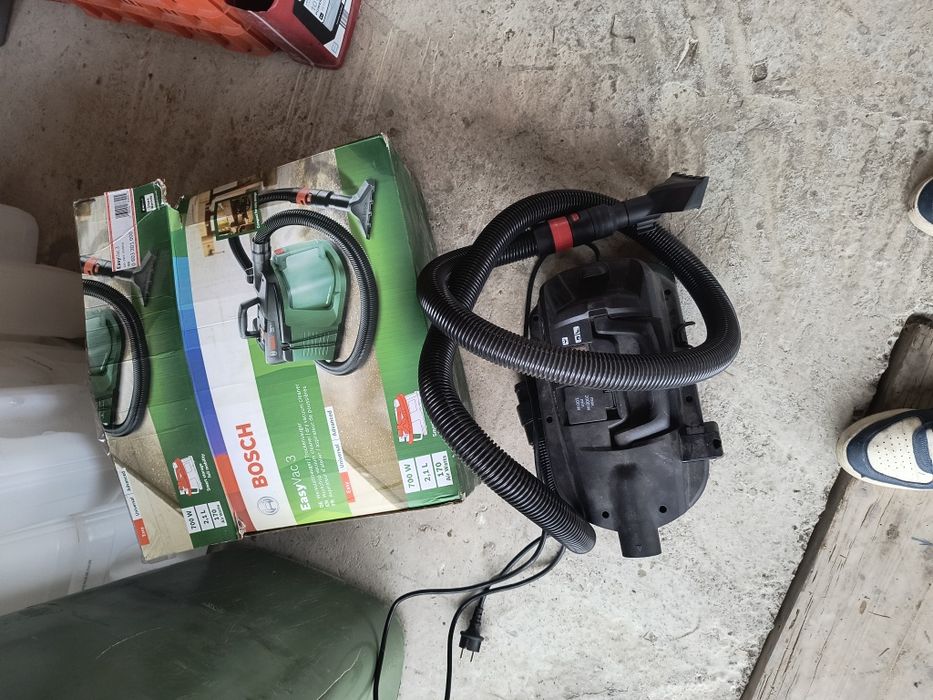 Aspirator Bosch EasyVac 3 800 W, 35 l/s, 240 mbar, 2,1 l