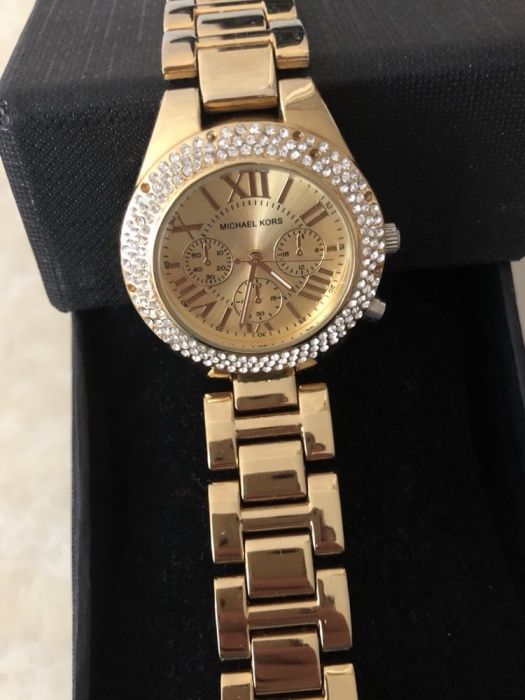 Наручные часы