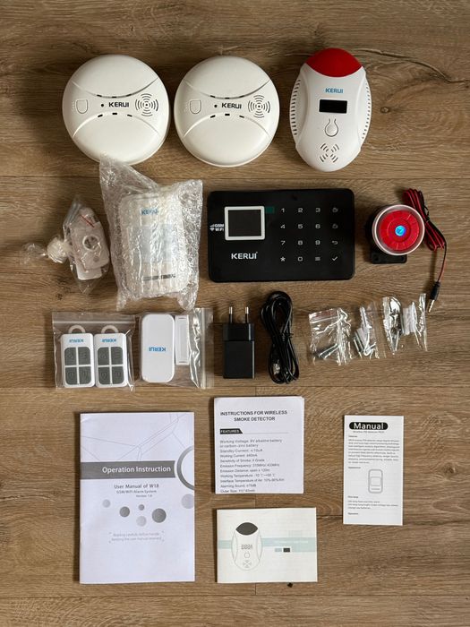 Kit alarma WiFi/GSM 4G pt casa sau apartament cu detectoare si senzori