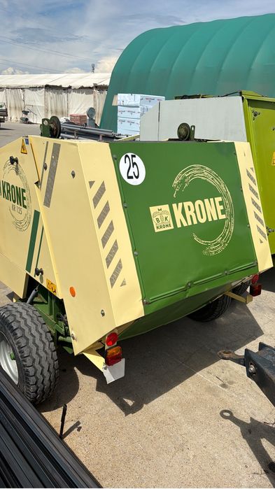 Balotiera,Presa krone Kr 130 baloti rotunzi 120/120 ata si palsa