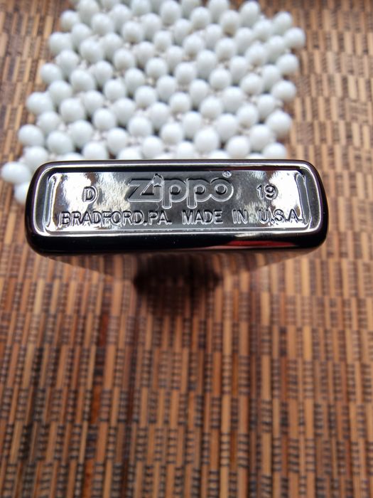Zippo Ebony Nou In Cutie