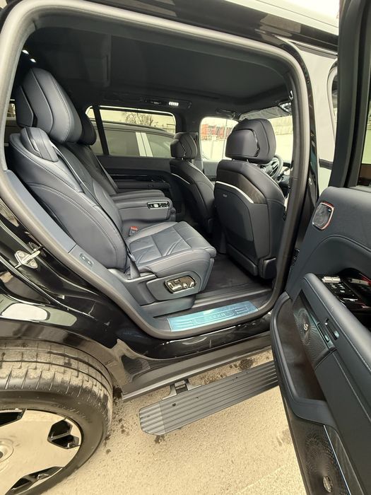 Zeekr 9X Ultra 70 kWt с доплнительными опциями. В наличии.