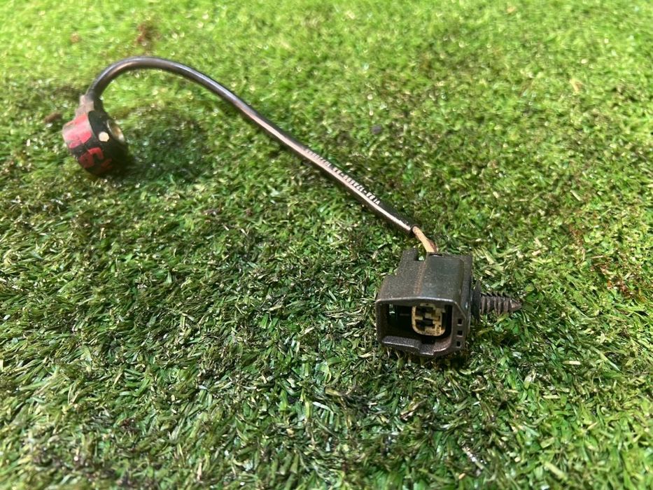 Датчик детонации Мазда Трибут 3.0 AJ Mazda Tribute