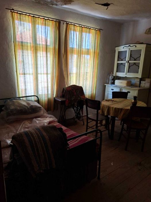 Продава се Къща в с. Берсин, Област Кюстендил - 160 кв.м за 250 €/кв.м - Снимка #6