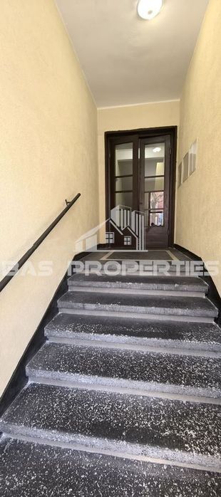 Продава се Тристаен апартамент в София, Център - 67 кв.м за 2223 €/кв.м - Снимка #10